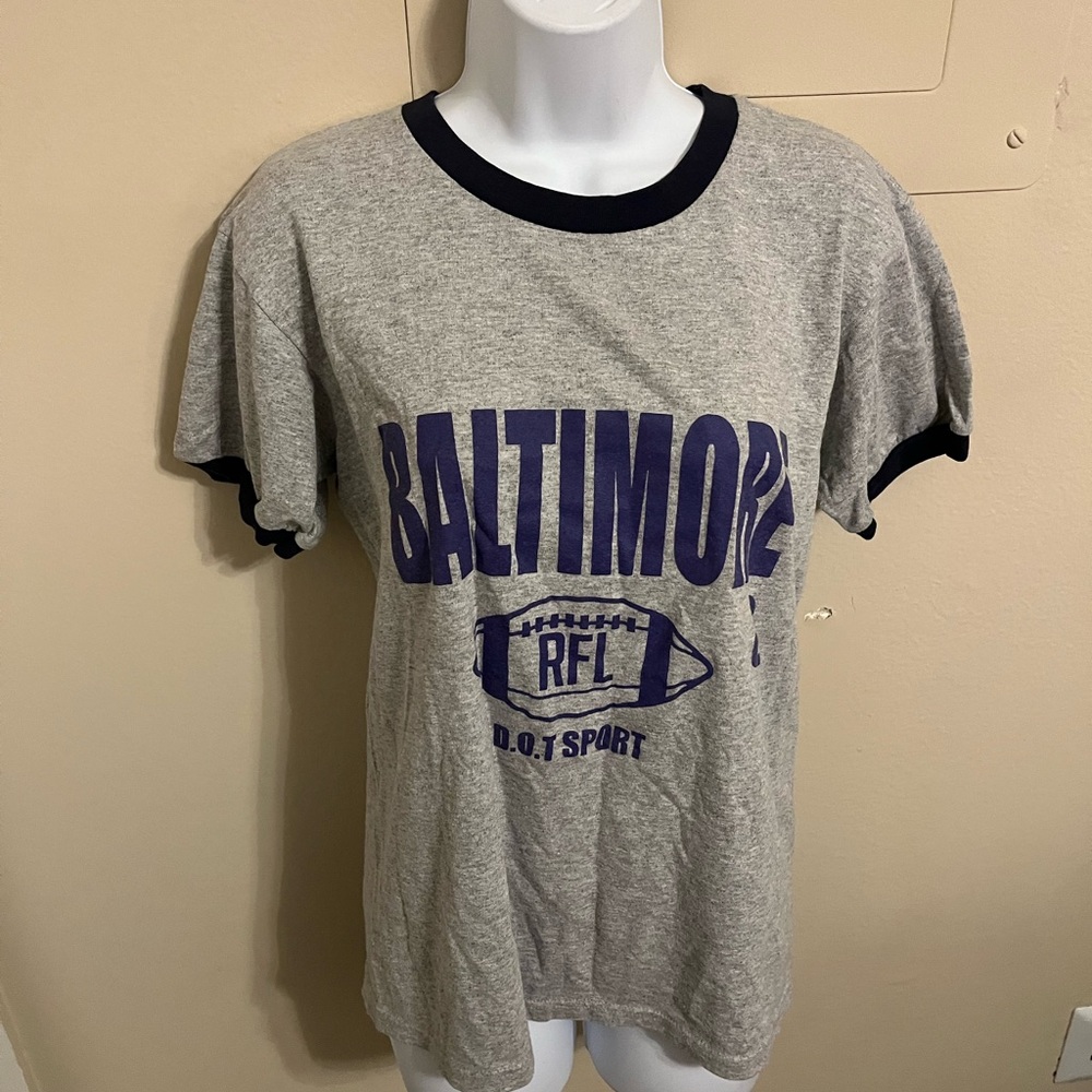 Gray Baltimore Raven’s Lamar Jackson Graphic T-Shirt